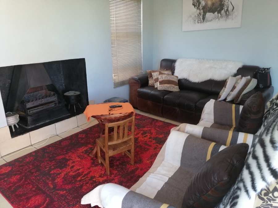 To Let 3 Bedroom Property for Rent in Vista Park Free State